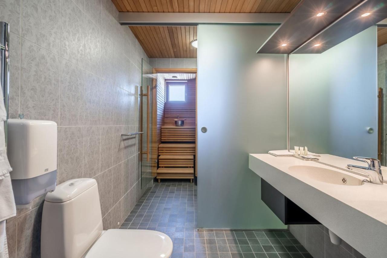 Hotelli Raahen Hovi Exterior photo